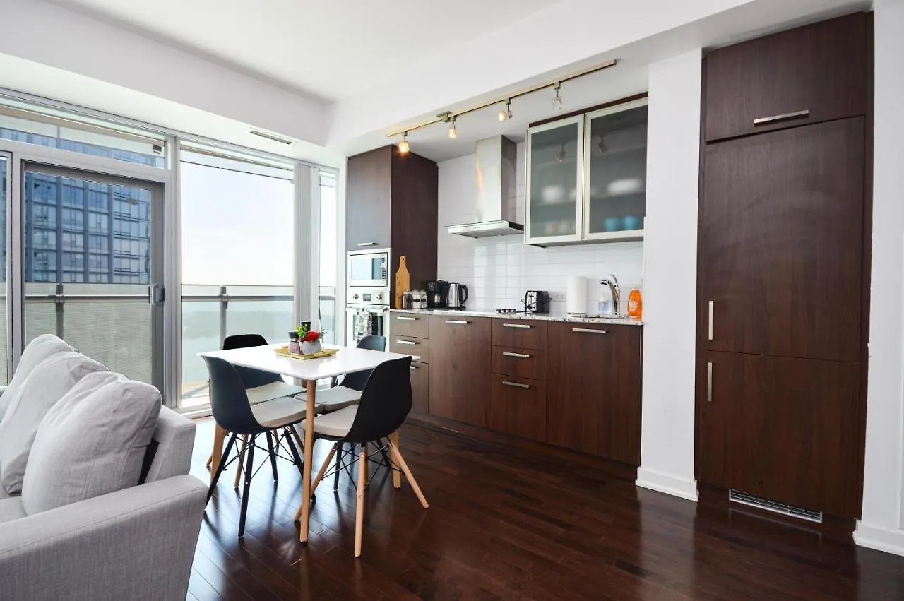 Minutes Walk To Scotiabank Arena,Tiff, Mtcc,Cn Tower Condo Downtown Toronto 0*,  Canada