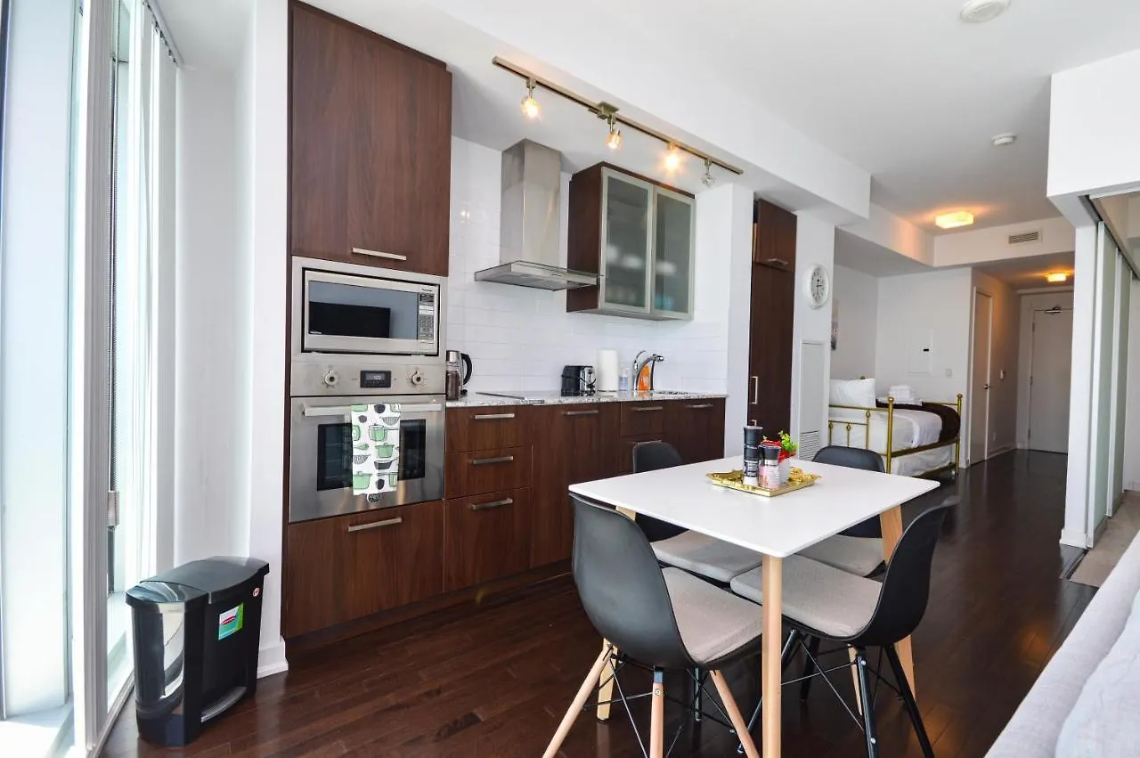 Minutes Walk To Scotiabank Arena,Tiff, Mtcc,Cn Tower Condo Downtown Toronto 0*,  Canada