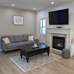 https://cheer-full-4-bed-4-bath-pet-friendly-easy-access.hotels-victoria.net