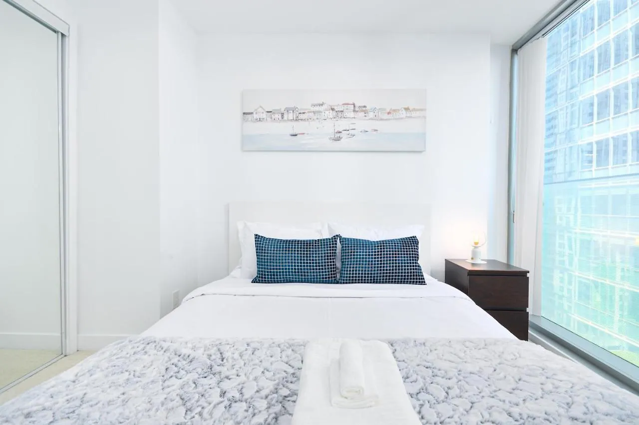 Minutes Walk To Scotiabank Arena,Tiff, Mtcc,Cn Tower Condo Downtown Toronto 0*,  Kanada